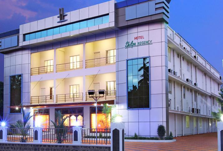 Hotel Shilpa Regency Kottarakara Exterior photo