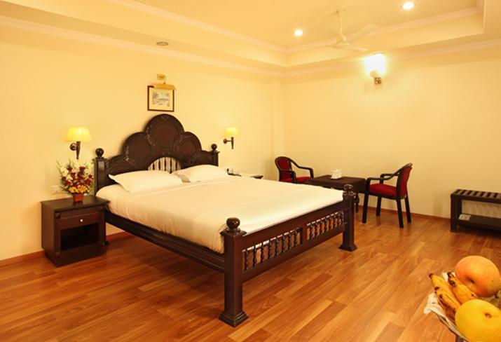 Hotel Shilpa Regency Kottarakara Exterior photo